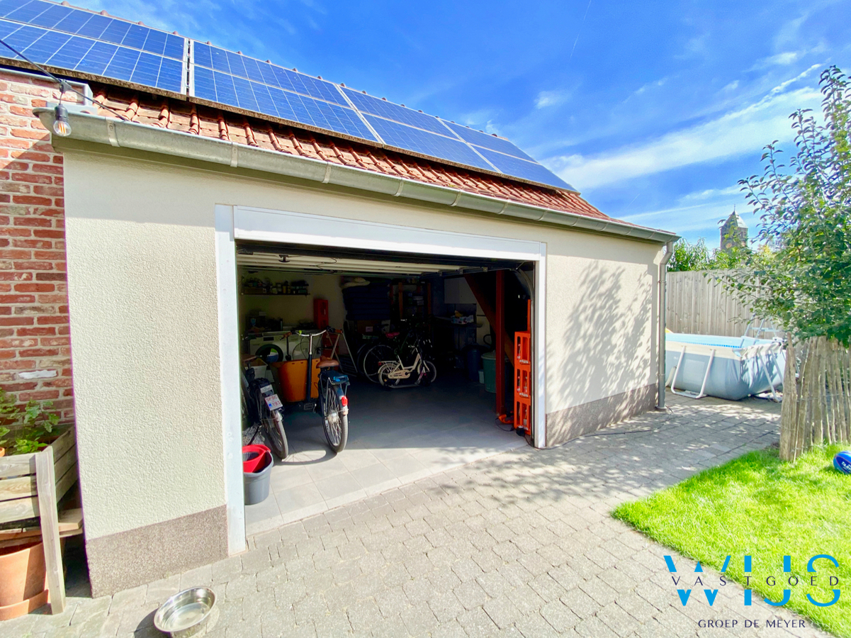 Prachtig afgewerkt landelijk woonhuis in hartje Ertvelde ! 