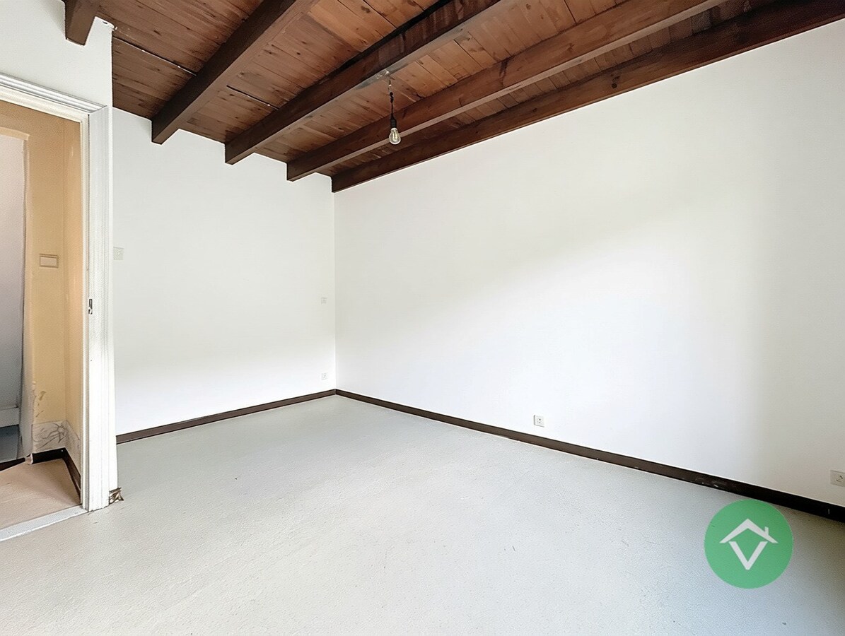 Instapklare woning met 4 slaapkamers in centrum van Koekelare 