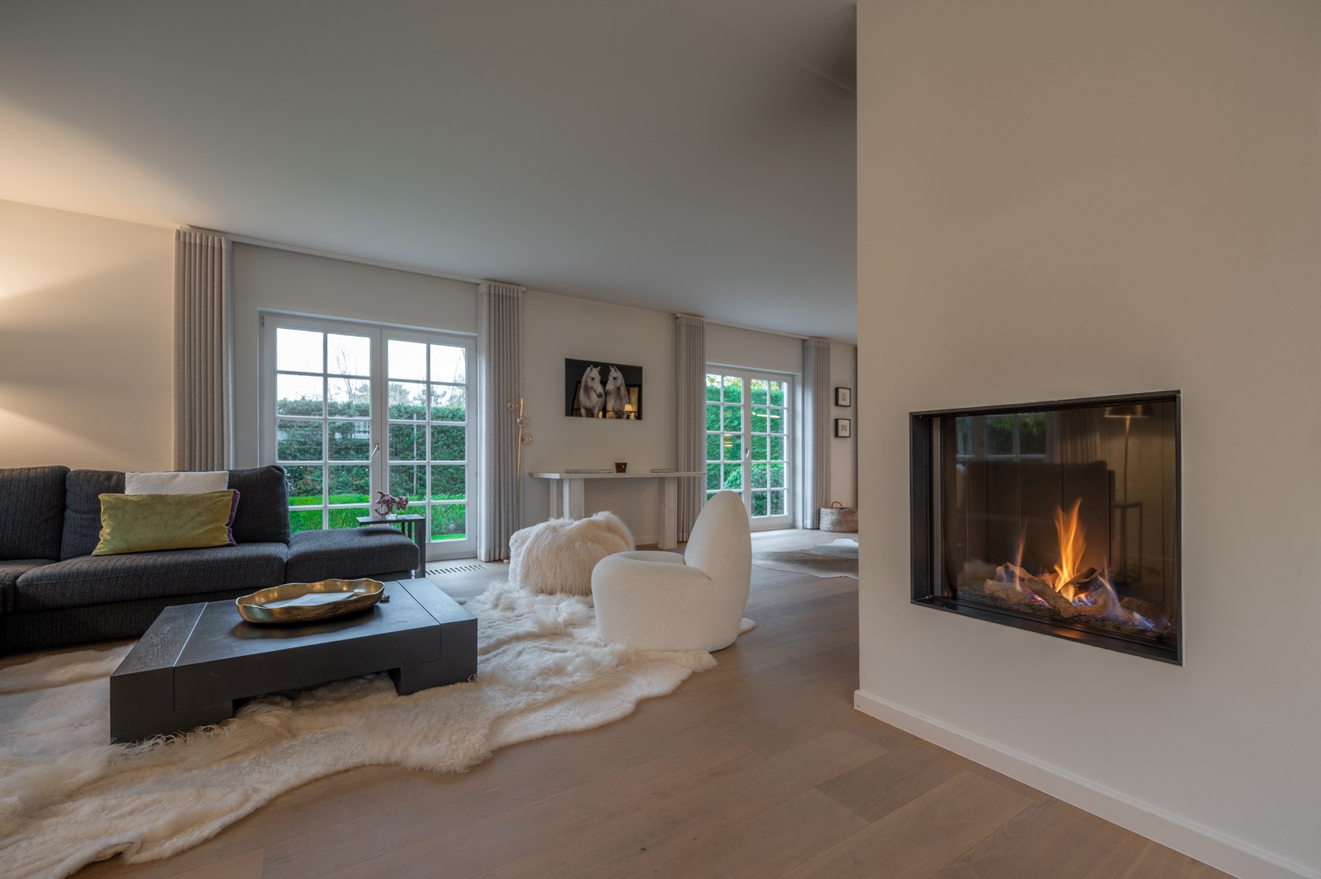 Villa exclusive entièrement meublée avec 5 chambres, piscine et double garage - emplacement prestigieux et calme près du Zoute. 