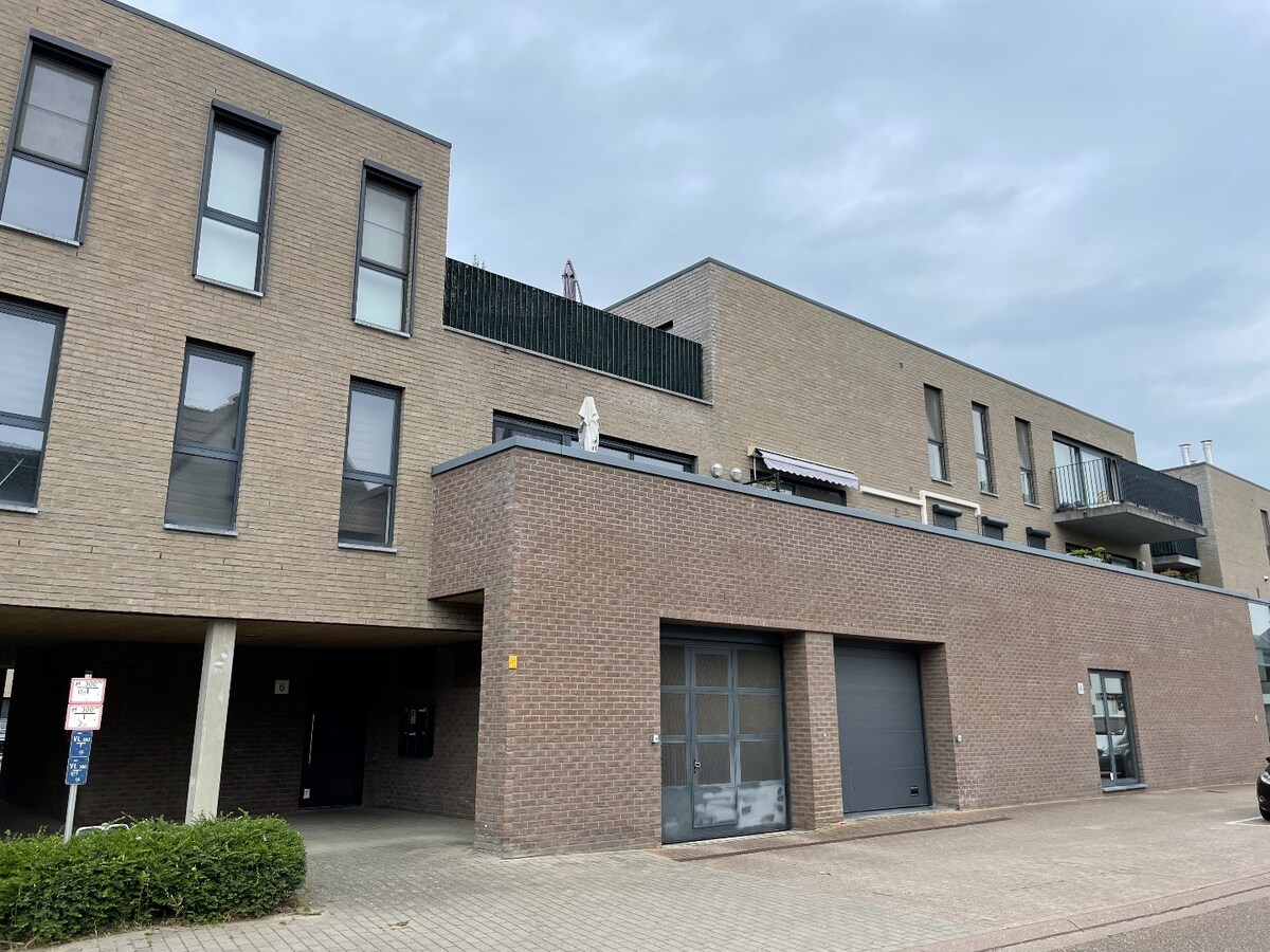 Ruim appartement met terras en 2 slaapkamers in Hasselt - energiezuinig met EPC-label B. 