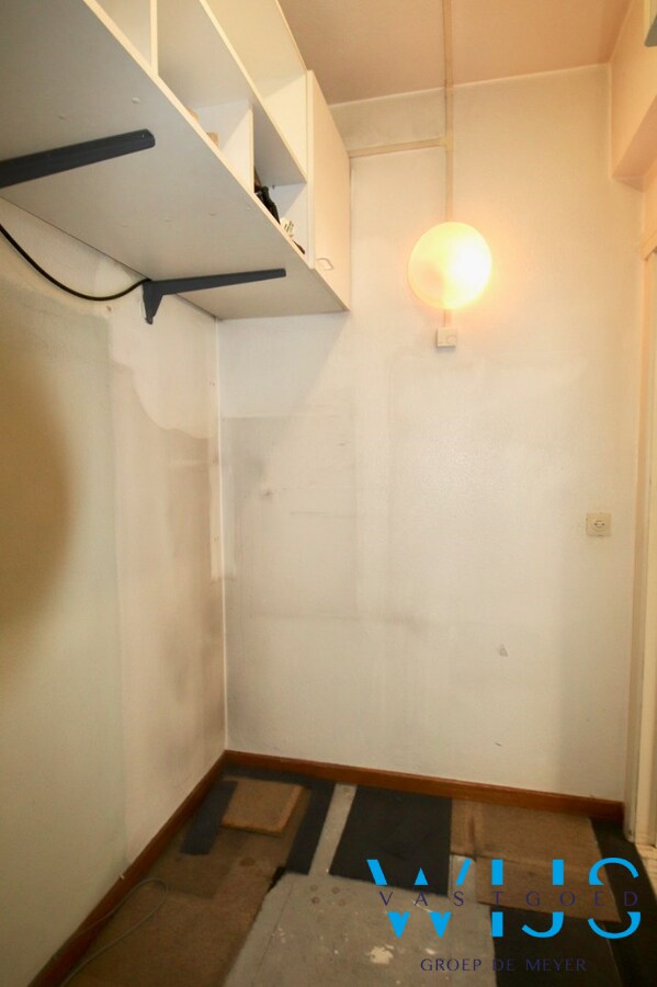 Goed gelegen handelspand te Wachtebeke ! 