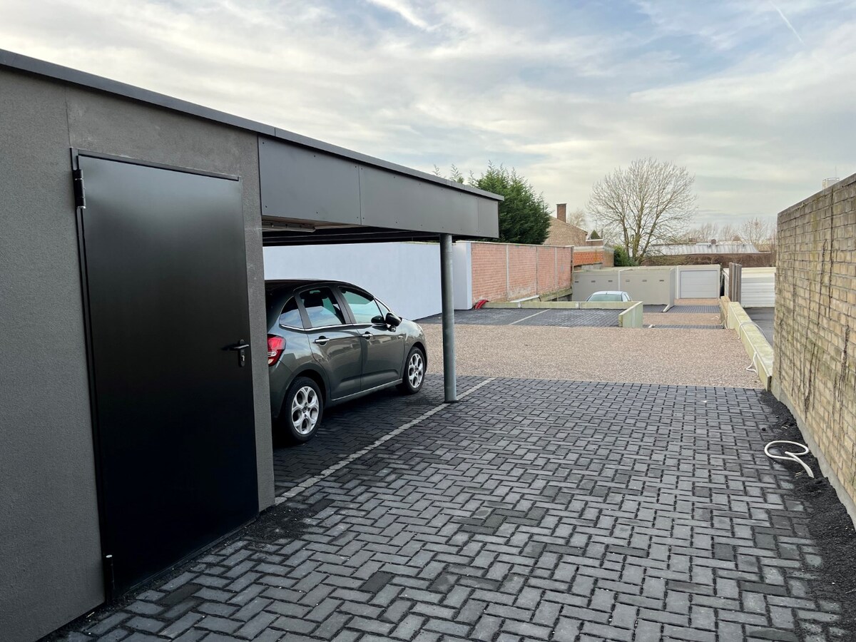 Nieuw, luxueus afgewerkt BEN-penthouse 