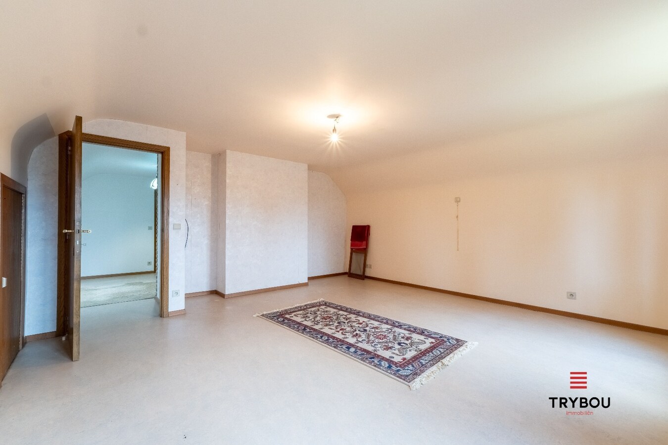 Wonen met een vakantiegevoel – unieke villa op de top van de Rodeberg 