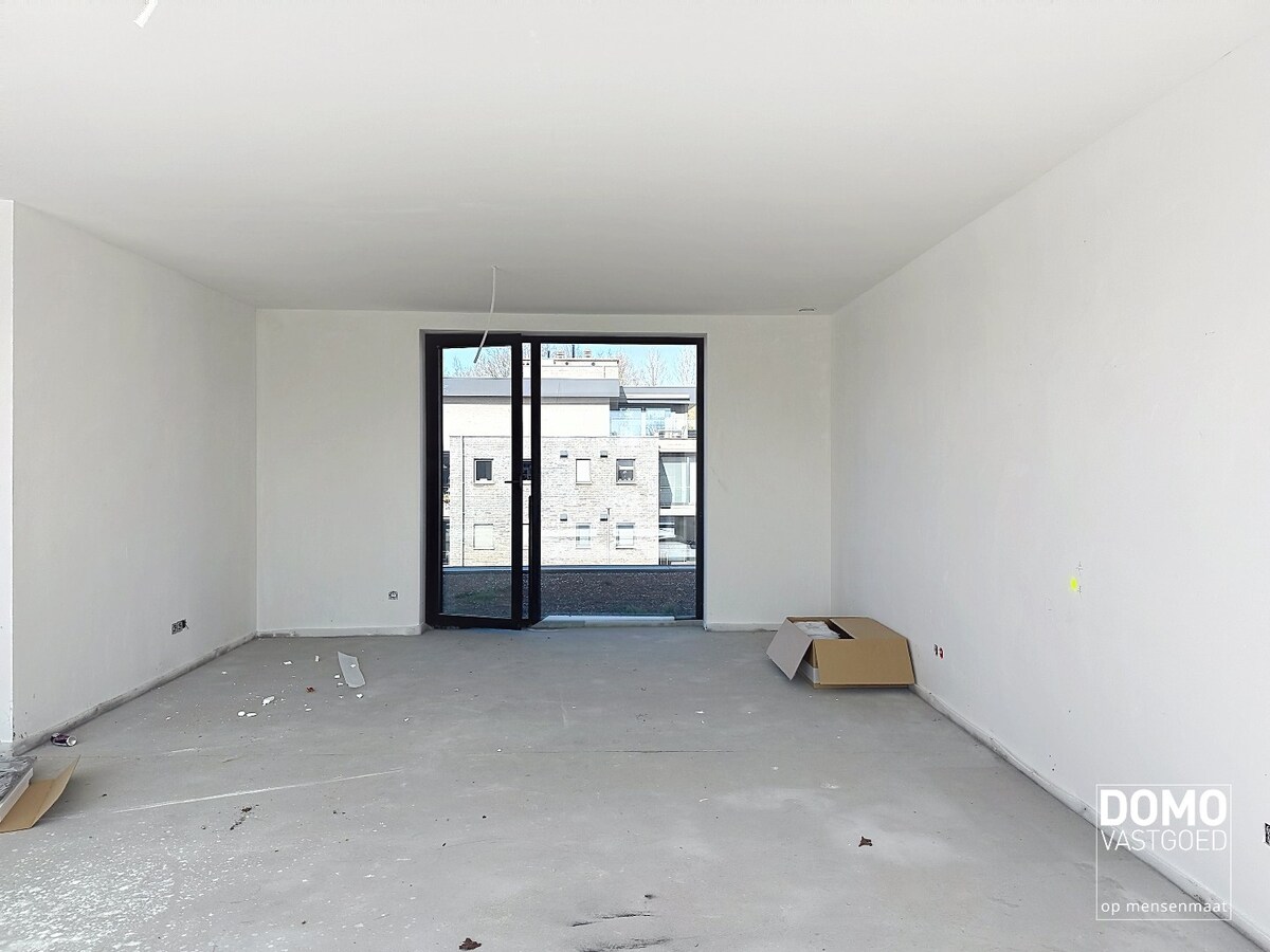 KNAP ARCHITECTURAAL WOONPROJECT IN HET CENTRUM VAN KERMT 