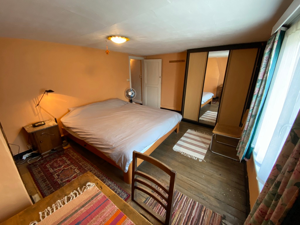 Goed gelegen, knusse rijwoning. 