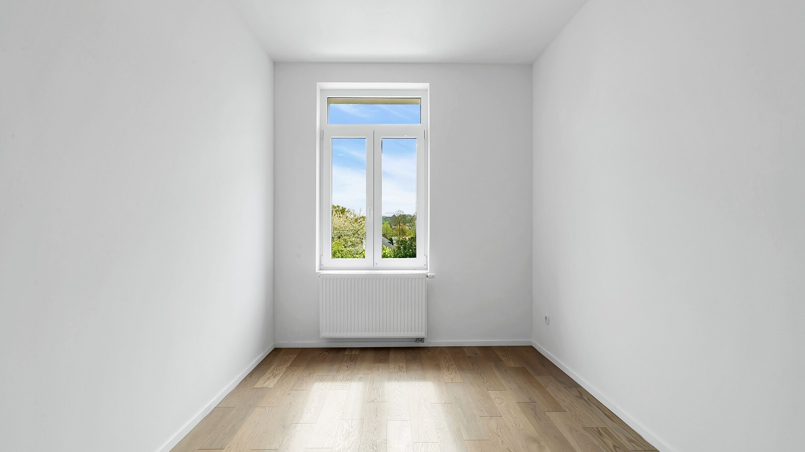 LINDEN (grens Kessel-Lo) groot huis met grote tuin 