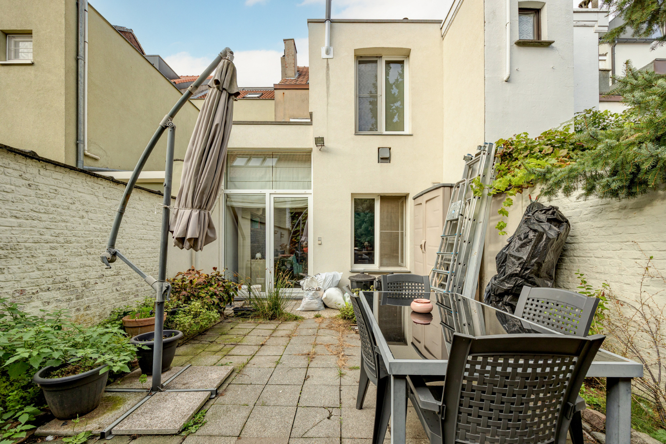 Charmante woning met 4/5 slpk en stadstuin te Oud-Berchem! 