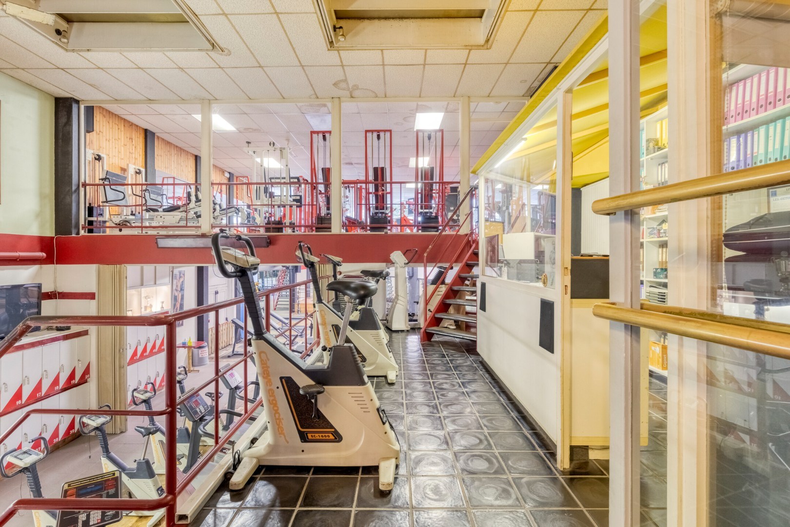 Handelspand van 792m² met tal van mogelijkheden in centrum Herentals 