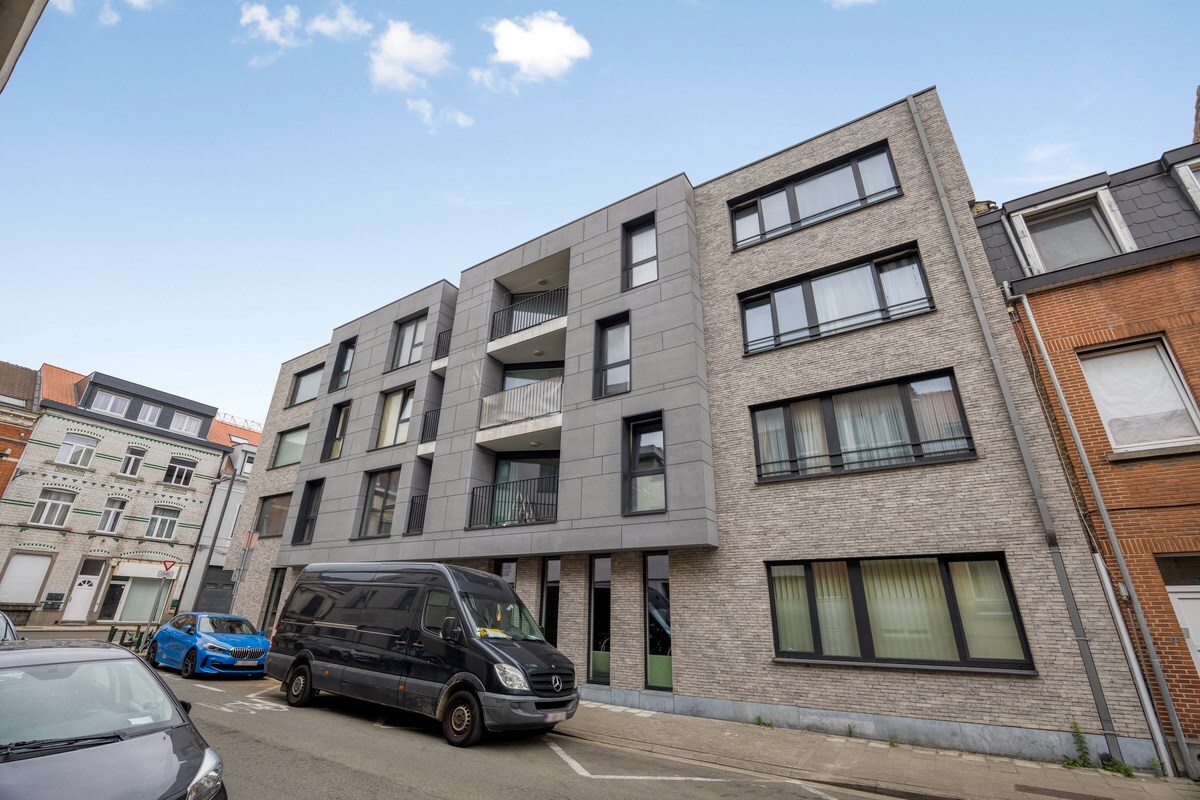 Modern appartement met terras in Evere - label B+ 