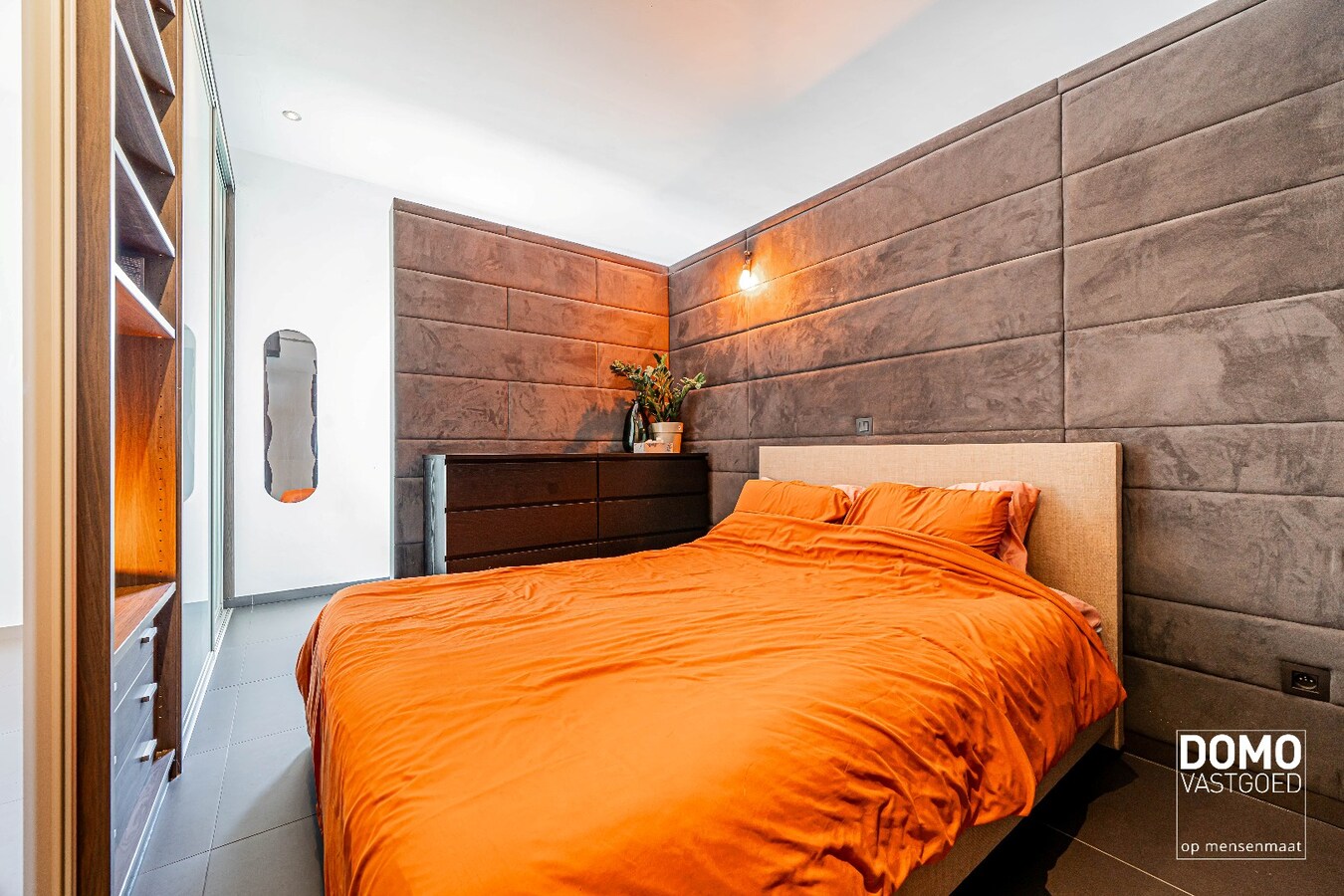 PRACHTIGE LOFT MET ROYAAL TERRAS OP TOPLOCATIE BINNEN DE GROTE RING VAN HASSELT 