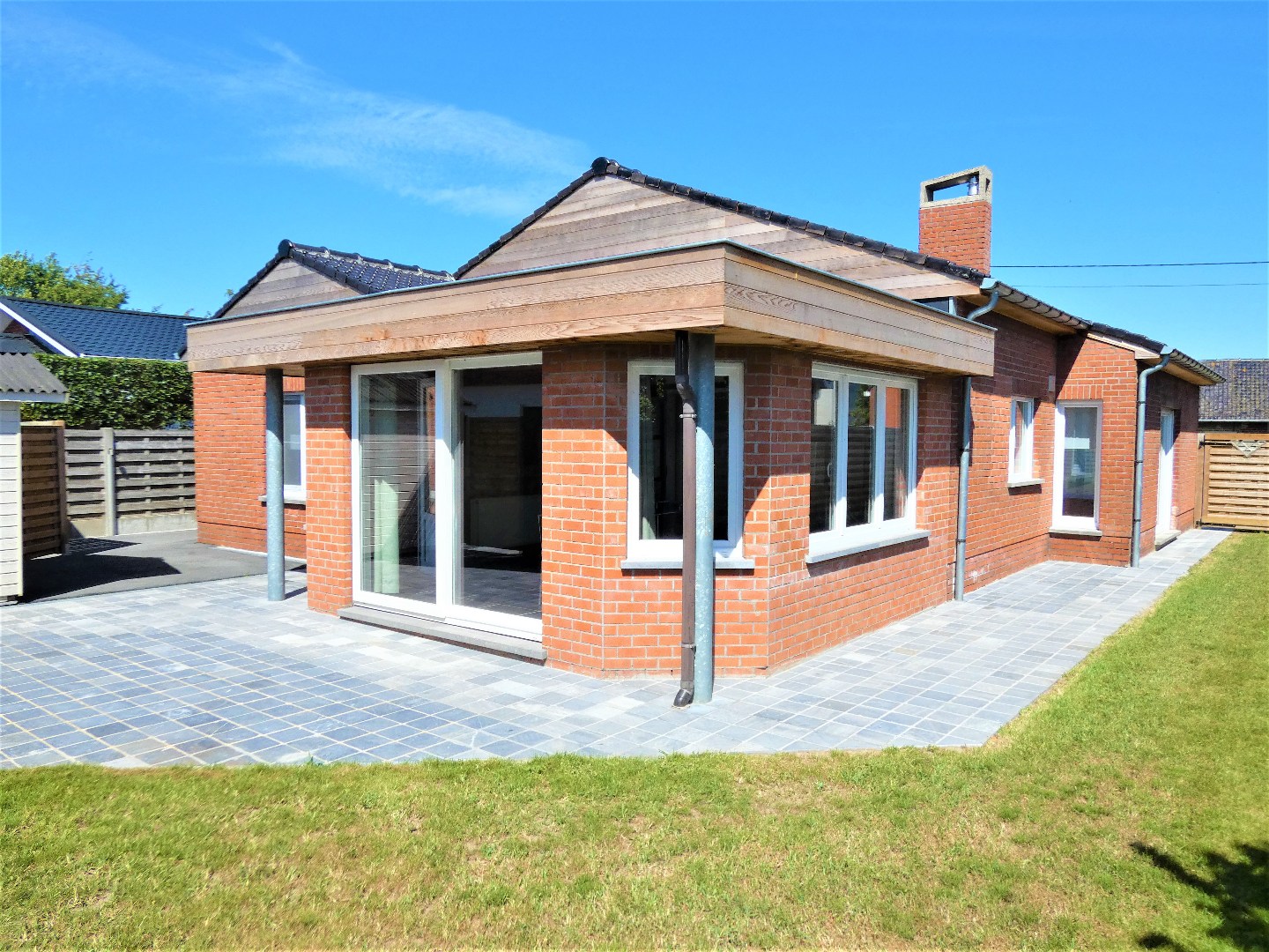 Instapklare open bebouwing met 3 slpk, garage en tuin, Kortemark 