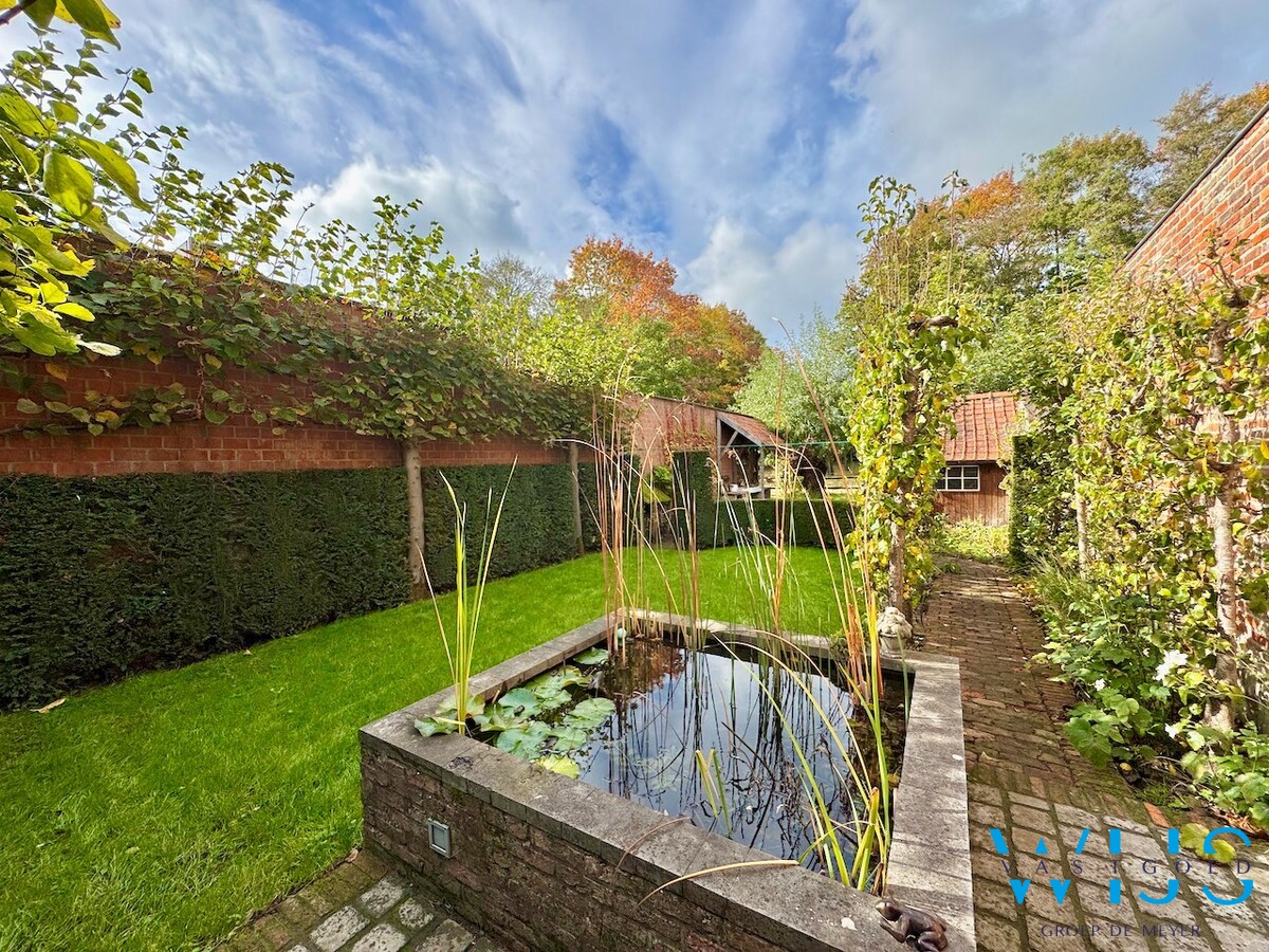 Multifunctionele eigendom op prachtig perceel van 1.682 m² ! 