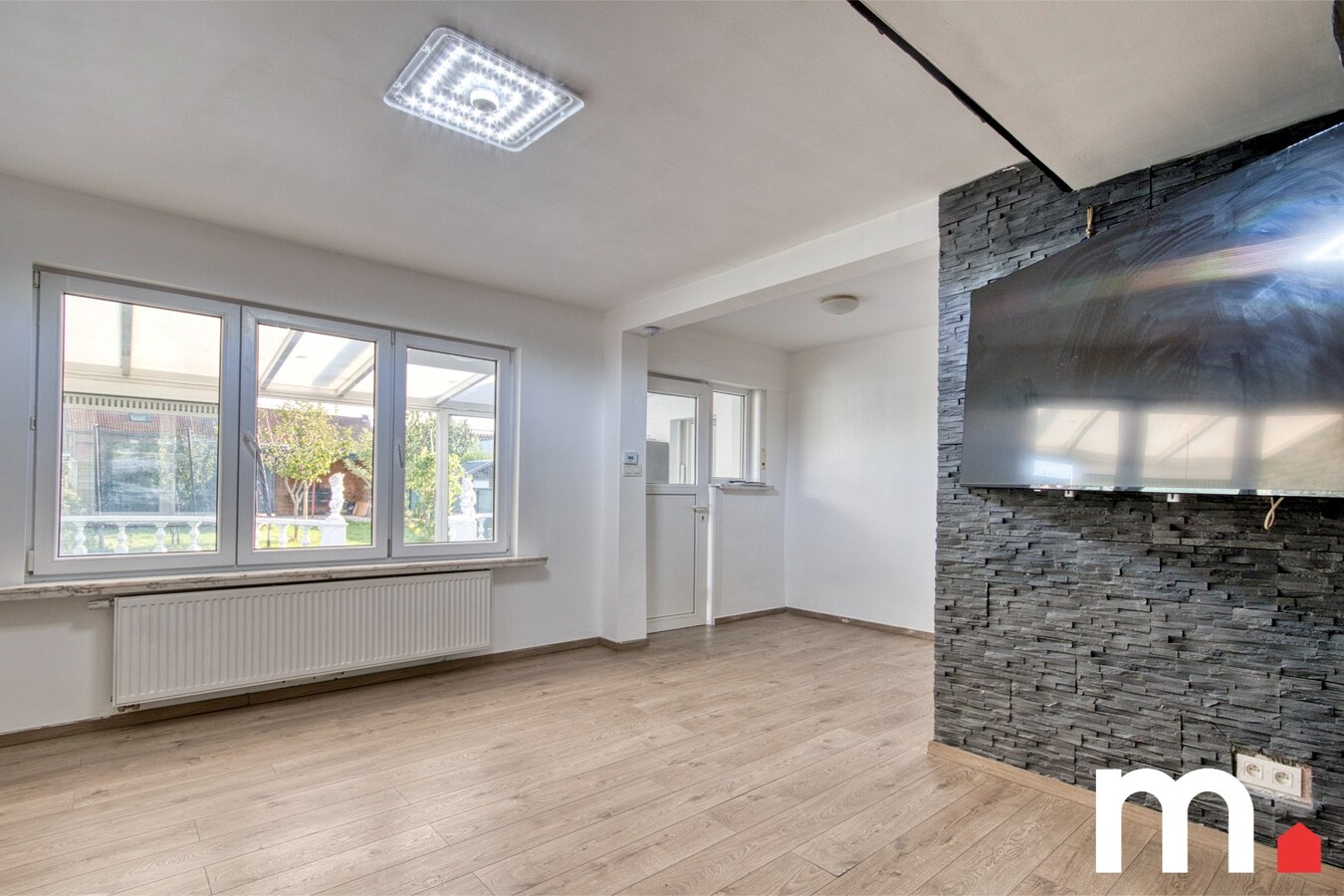 Instapklare woning te Wevelgem! met 4 slaapkamers en 12 zonnepanelen 