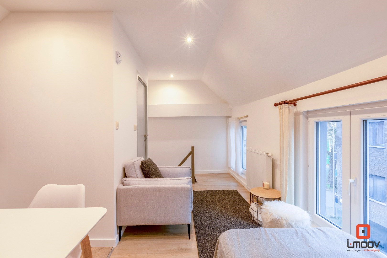 Gerenoveerd huis met 2 badkamers en 2 keukens 