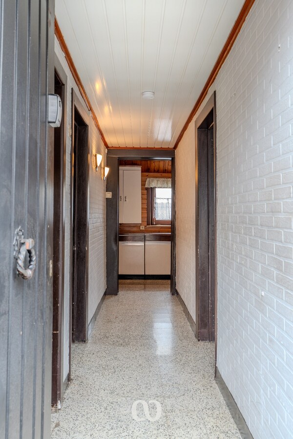 Rustig gelegen open bebouwing op mooi perceel 