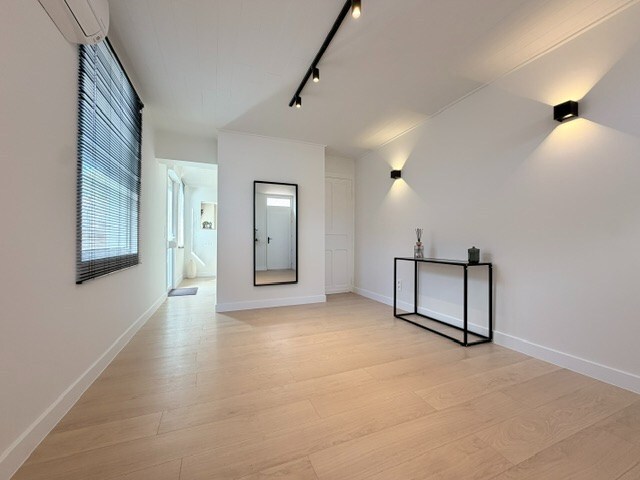 Trendy halfopen bebouwing met tuin en uitweg te Wevelgem ! *** NONO INSPIRED*** 