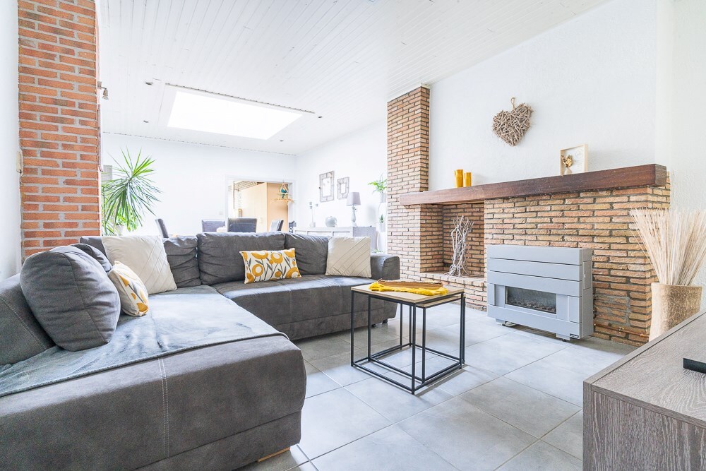 Maison saine avec jardin et garage 