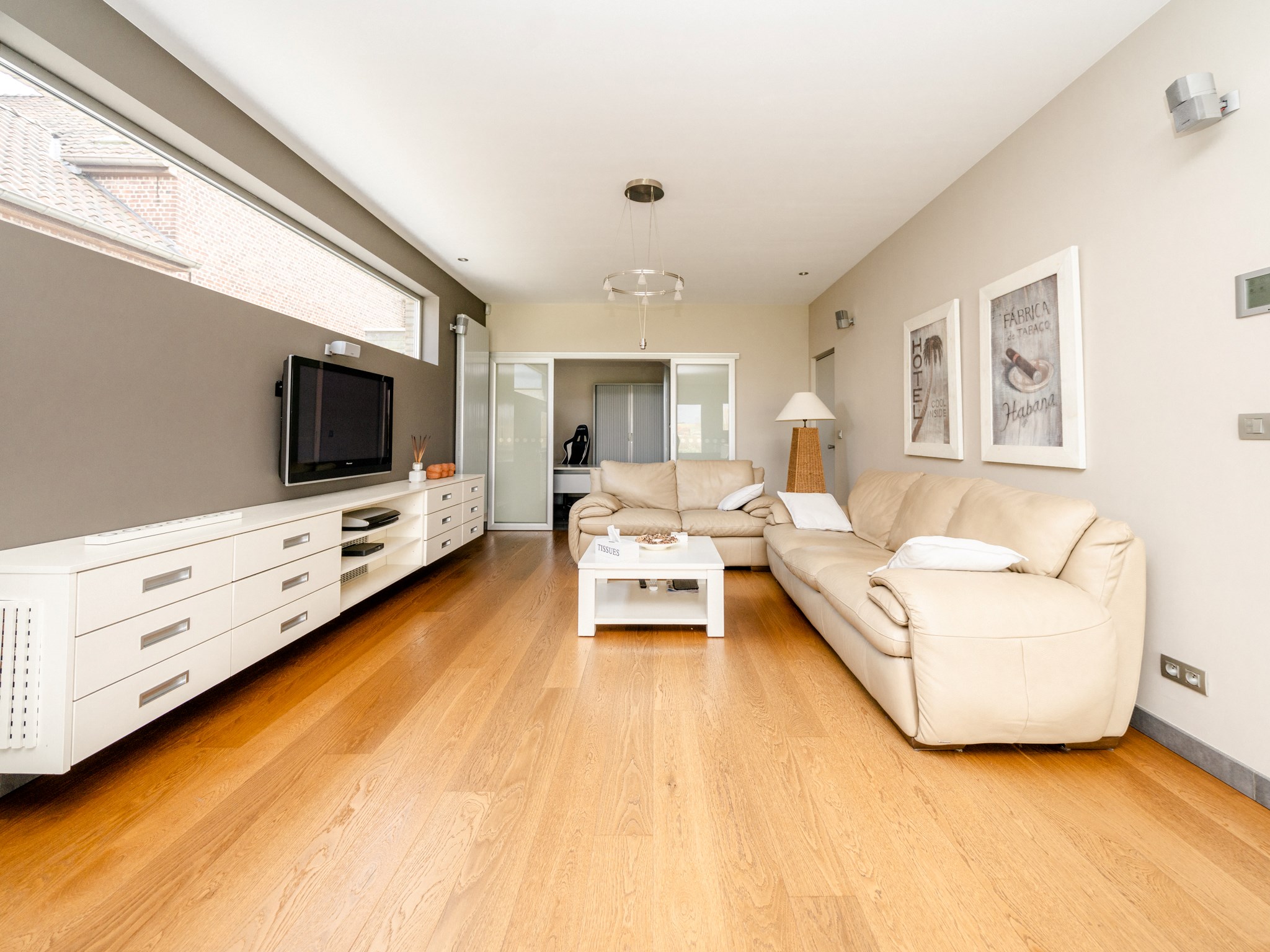 Moderne nieuwbouwvilla met zicht op groen 