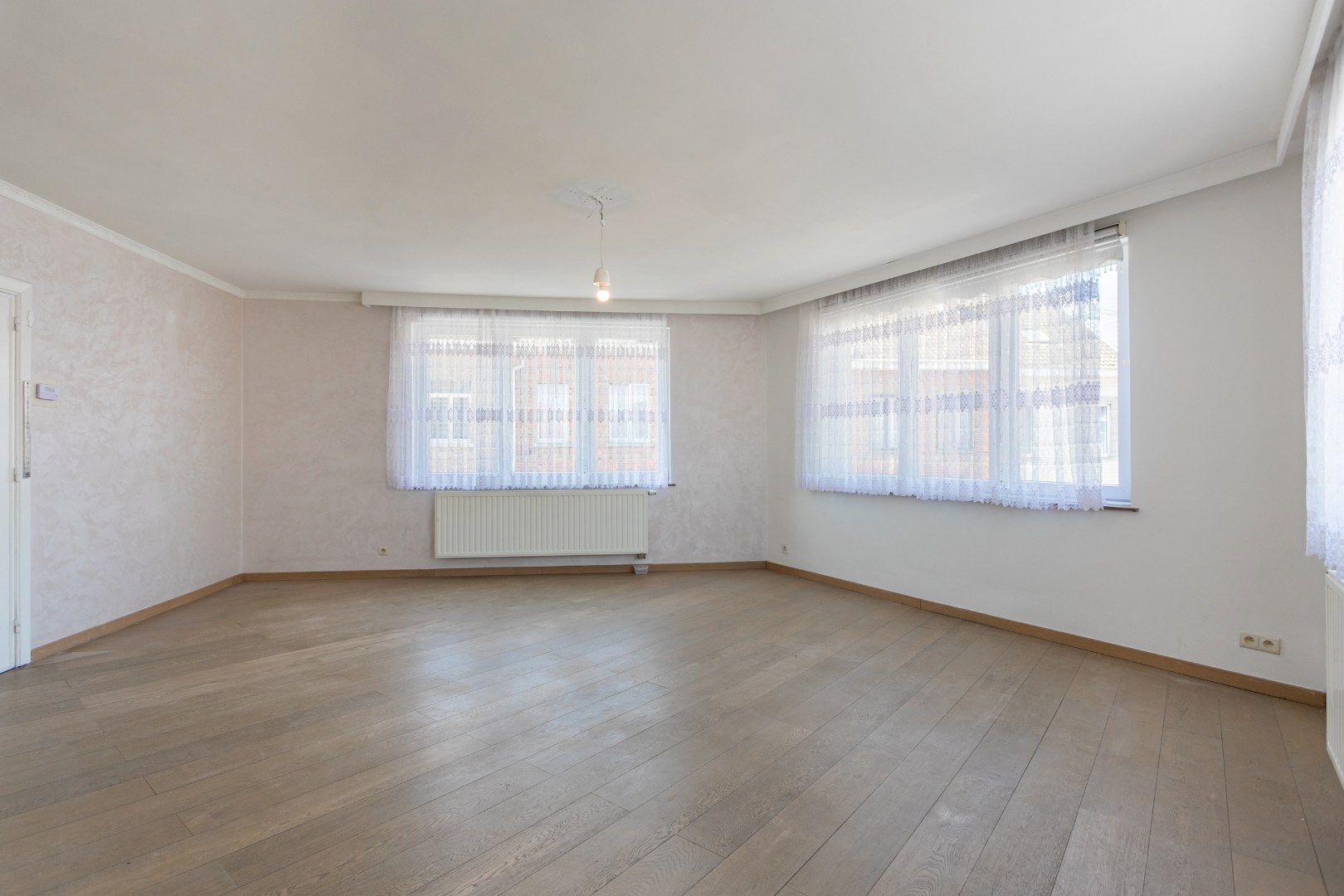 Instapklaar appartement met 3 slpk te Dilbeek 