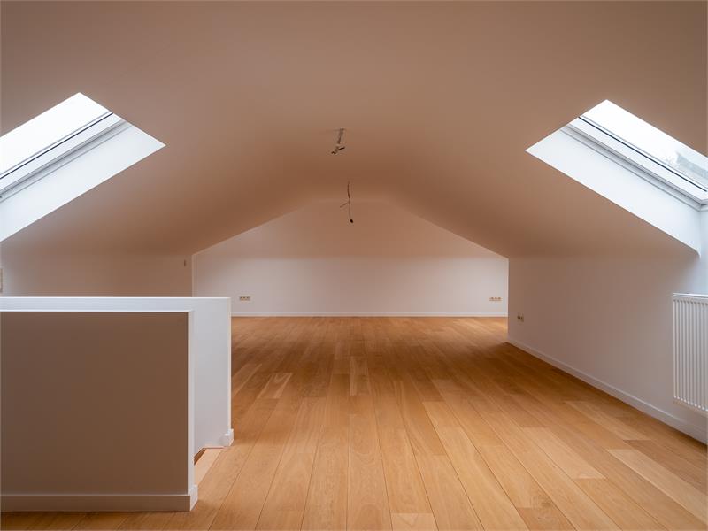 Volledig gerenoveerde villa in het charmante Pollare. 