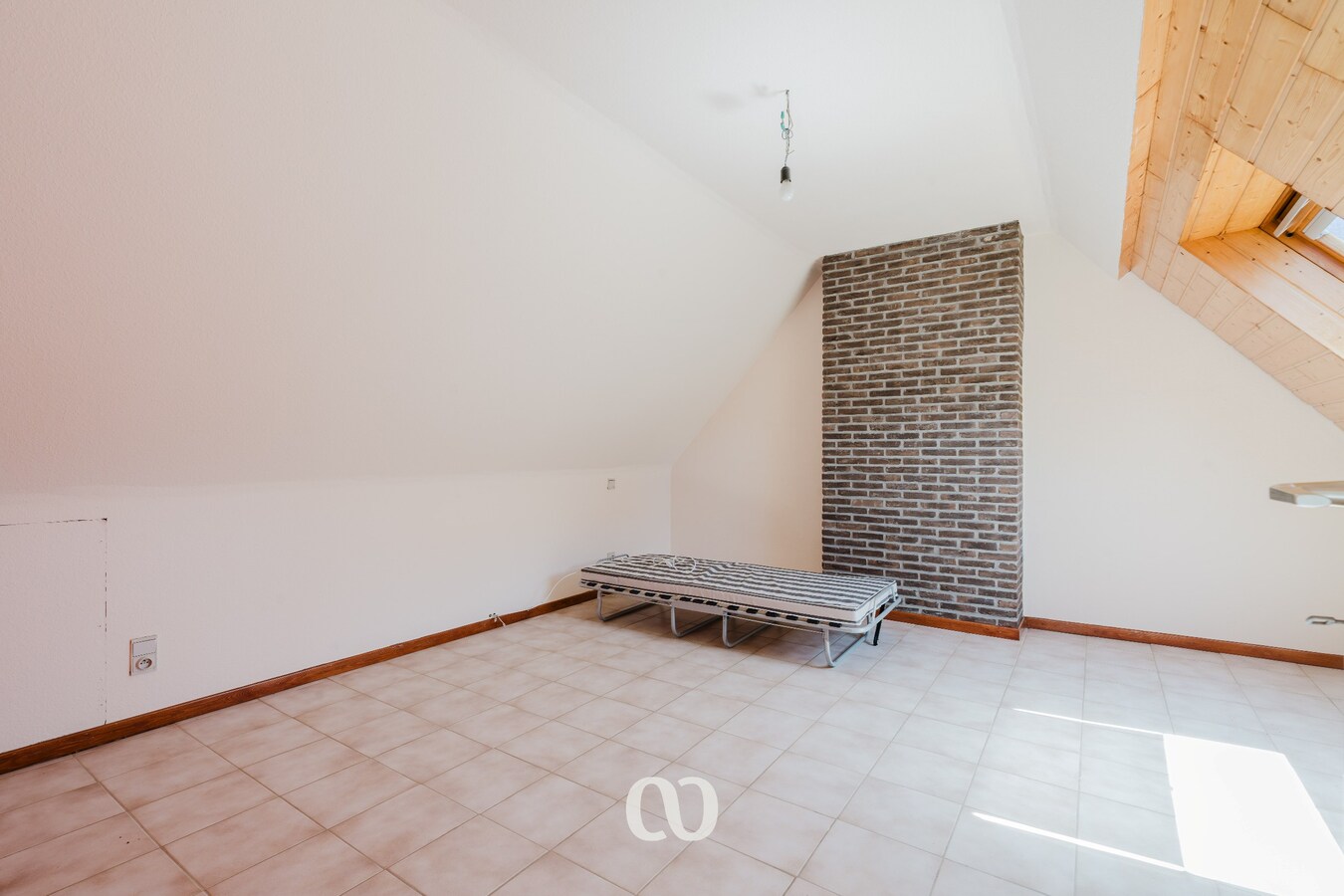 Woning met garage, weide en zonnige tuin in Melden 