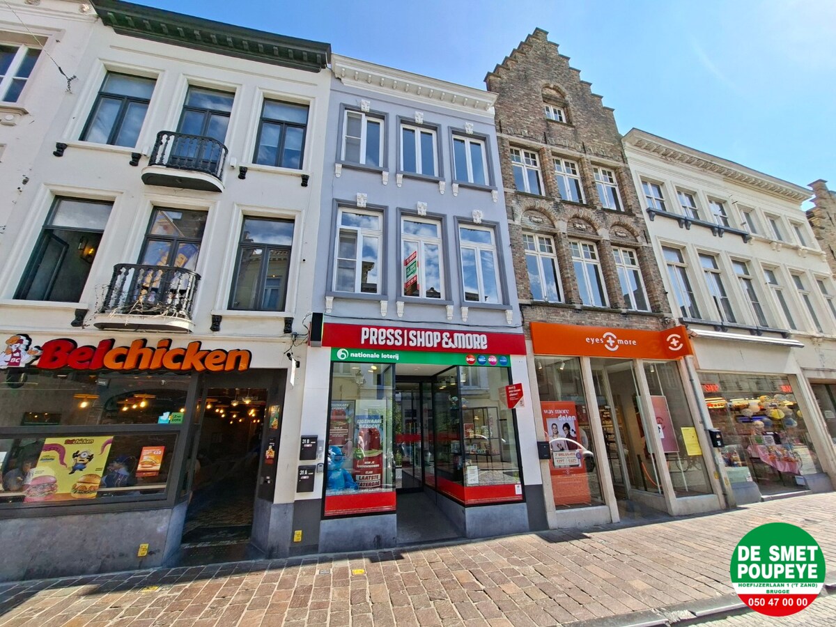 Ruim triplex appartement met 2 terrassen 