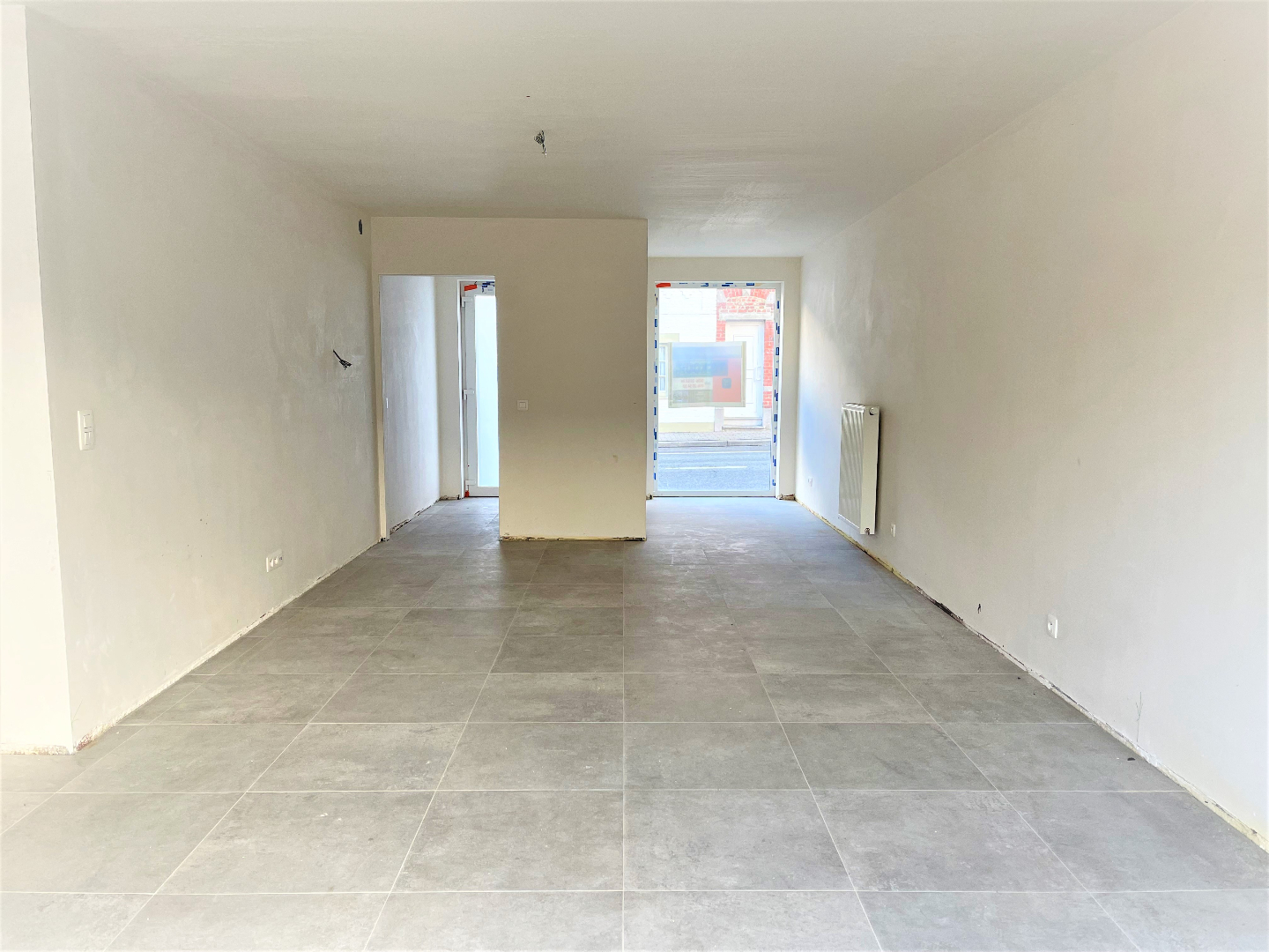 Nieuwbouwwoning met 3 slaapkamers en garage op 318m² 