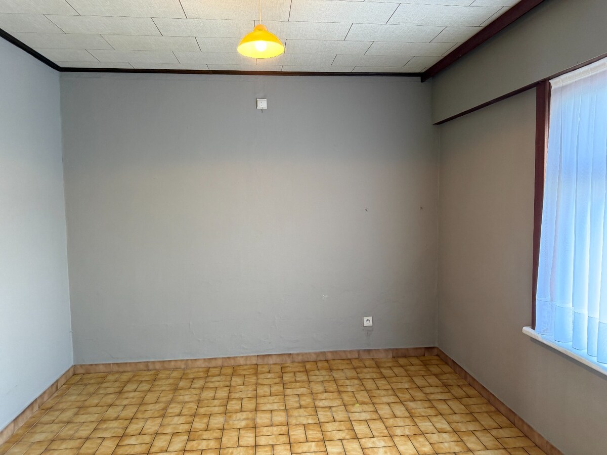 Woning met 3 slaapkamers en garage 