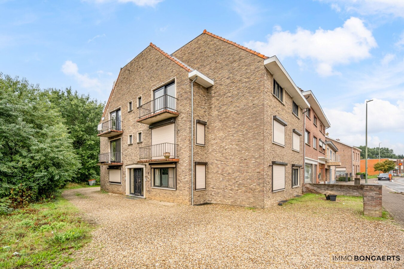 Gemeubeld appartement met 2 slaapkamers 