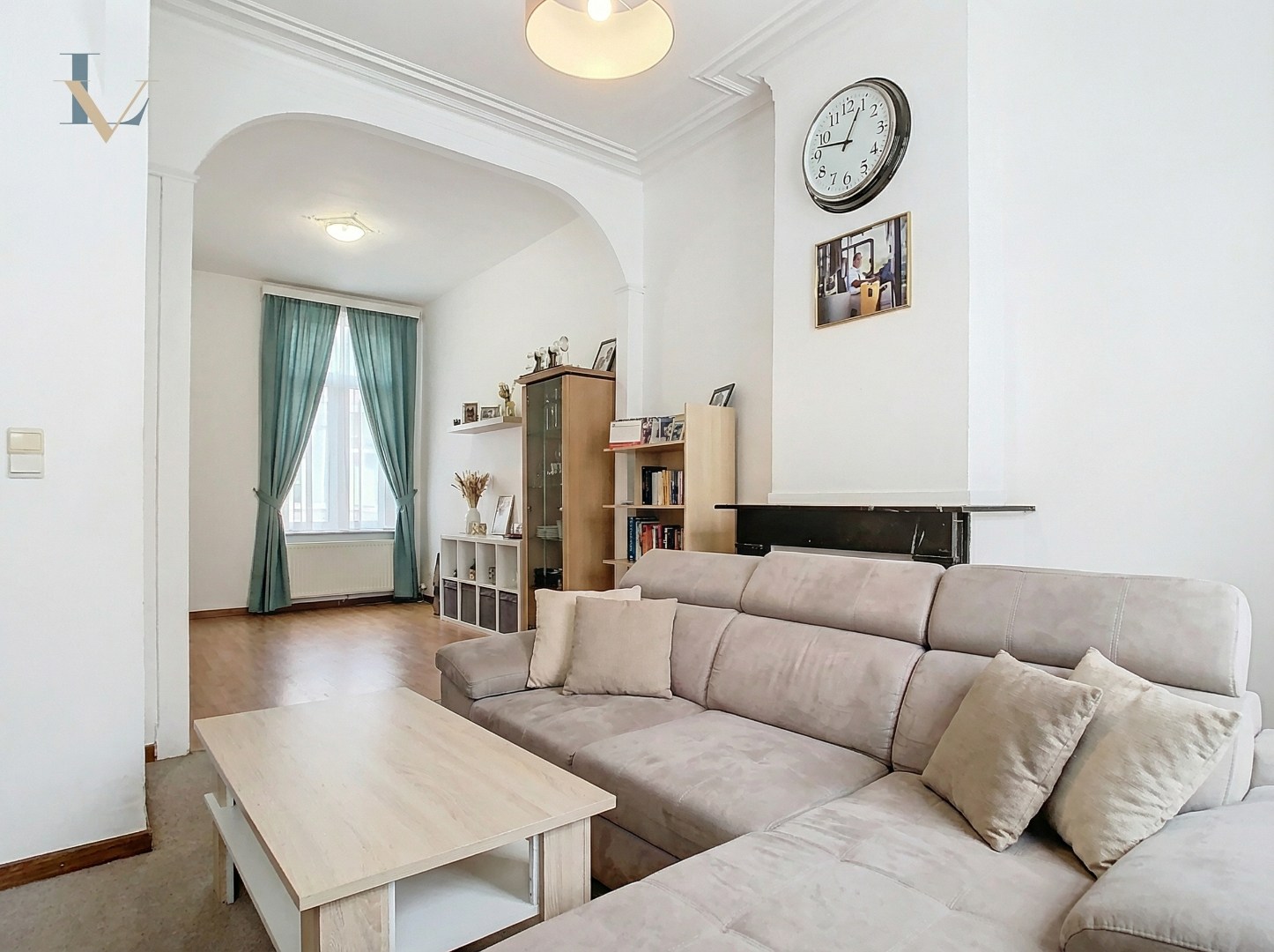 e renoveren opbrengsteigendom met handelspand en woonunits/ ook geschikt als projectgrond 