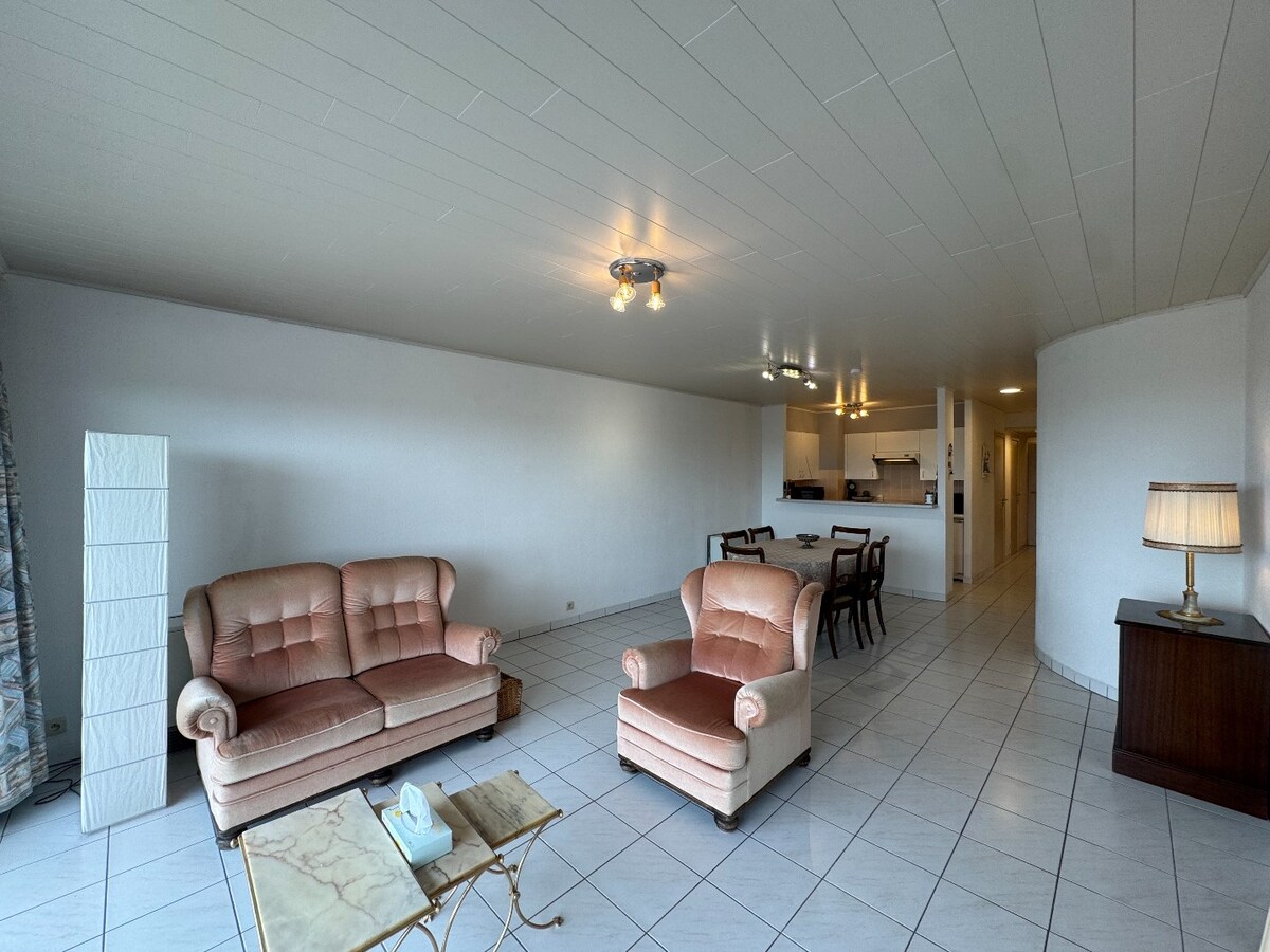 Prachtig doorzonappartement met frontaal zeezicht en 3 slaapkamers te Heist 