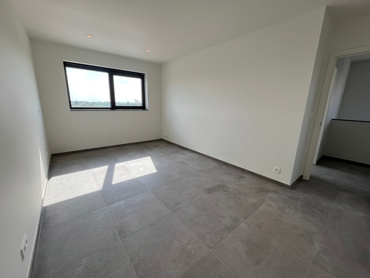 Nieuwbouw bel-etage in hartje Dikkelvenne 