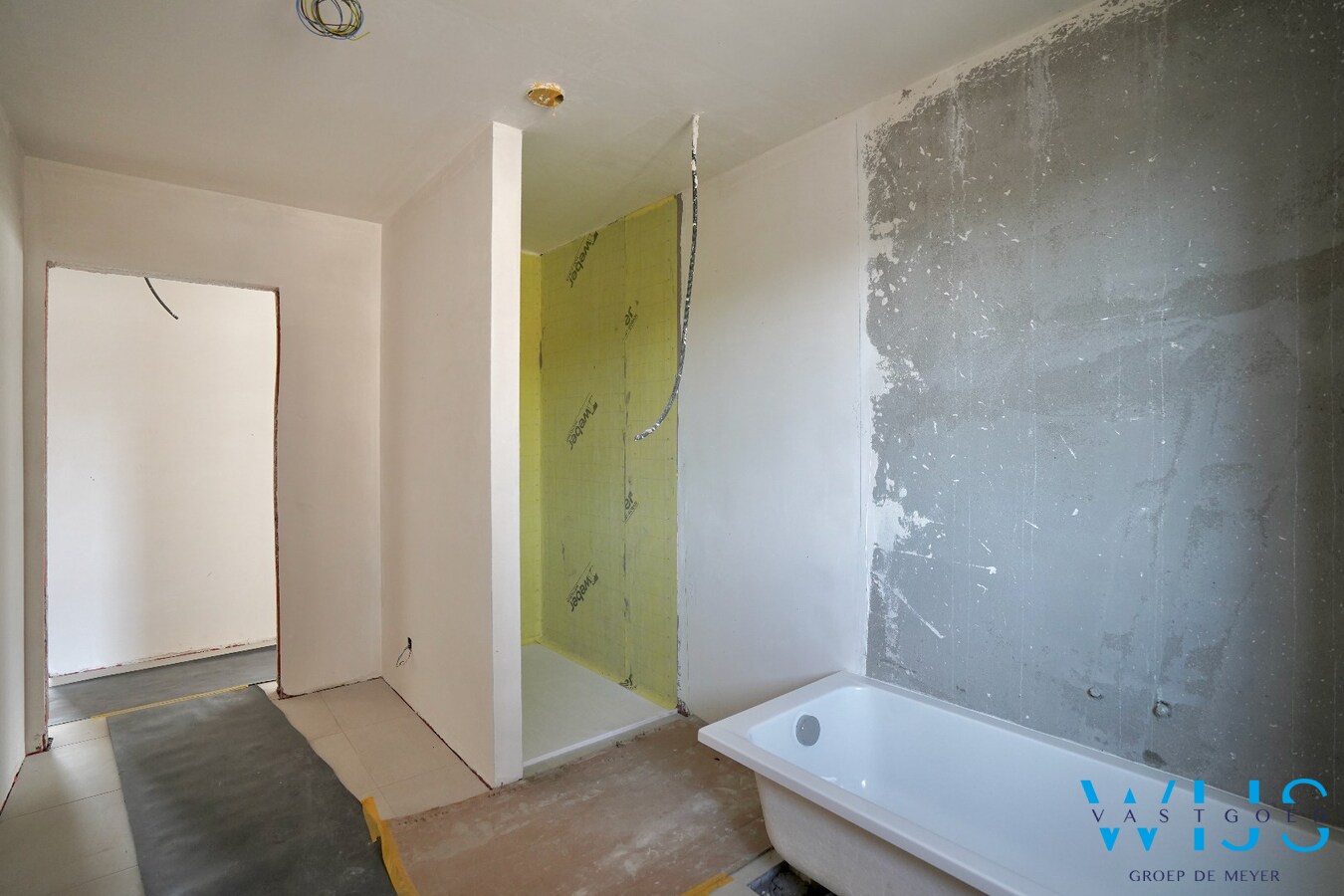 Ruim hoekappartement met 3 slaapkamers en terras 