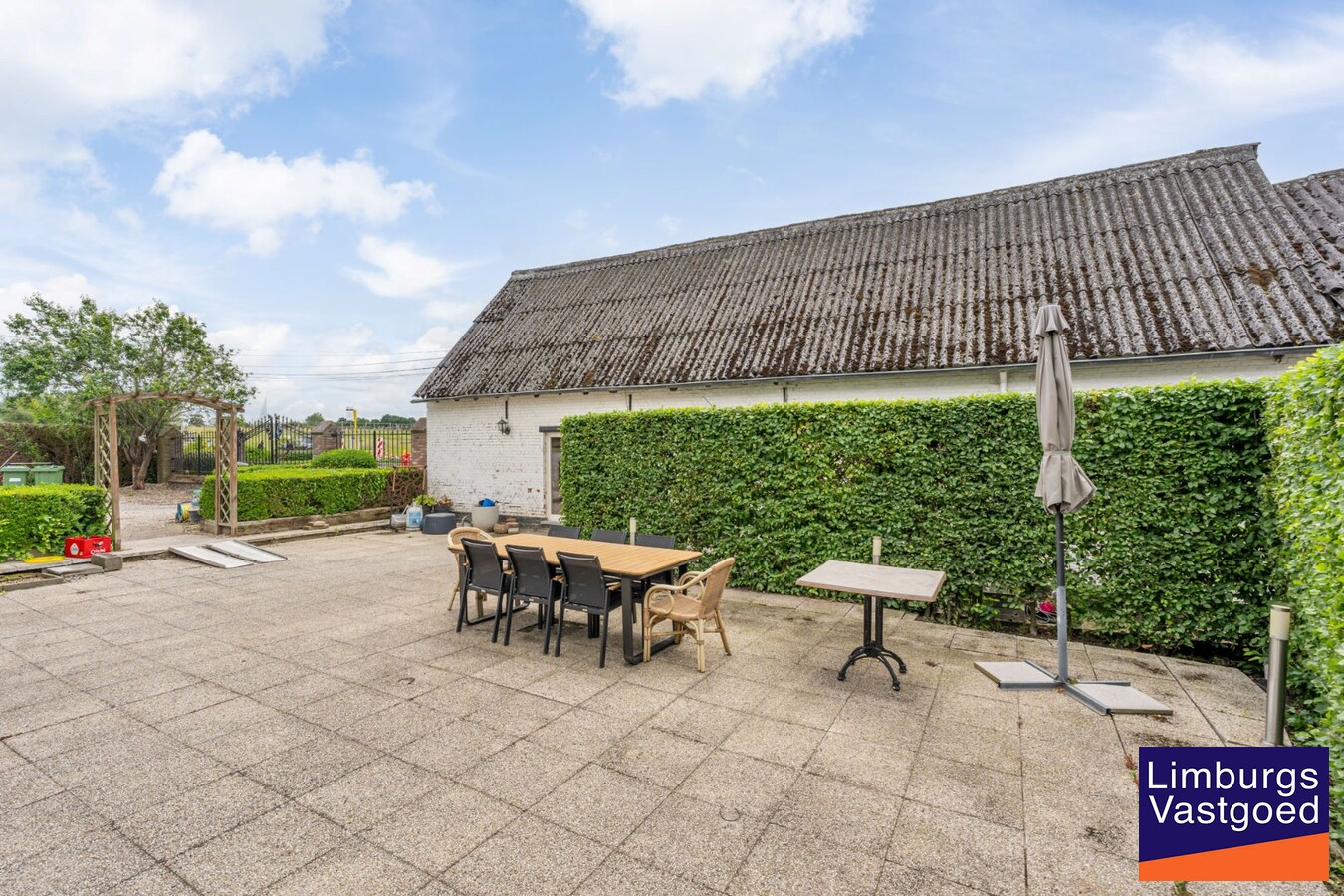 Authentieke hoeve op een perceel van ong. 47a te Sint-Lambrechts-Herk 