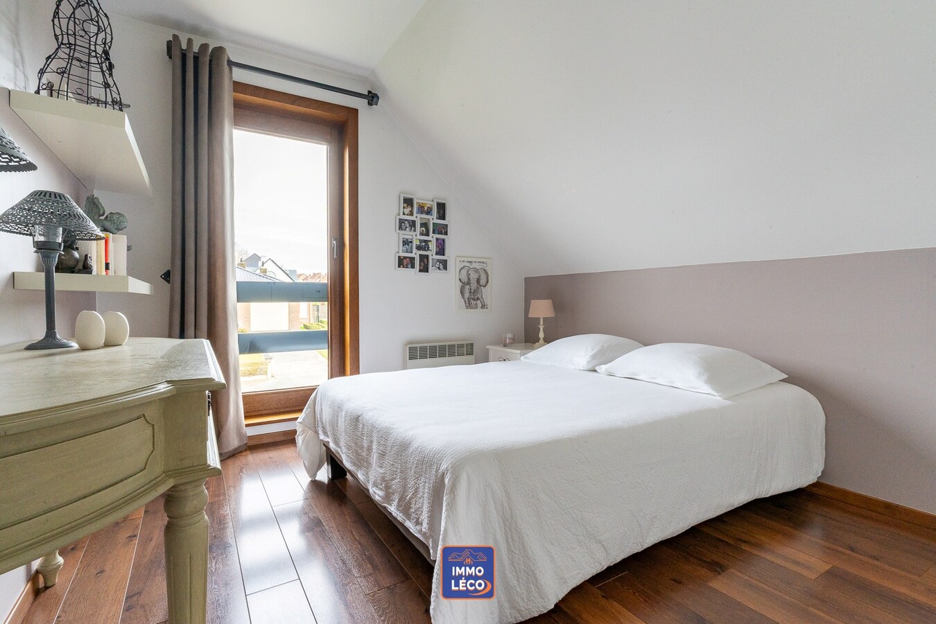 Magnifique villa érigée sur 762m², dans un clos prisé – Coup de cœur ! 