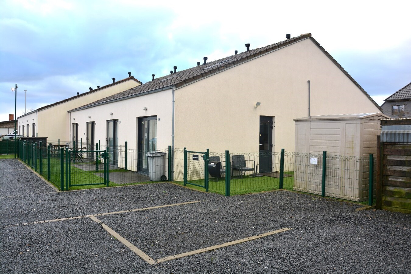 Vakantieplezier in Bredene: investeer in deze aangename vakantiewoning met parkeerplaats! 