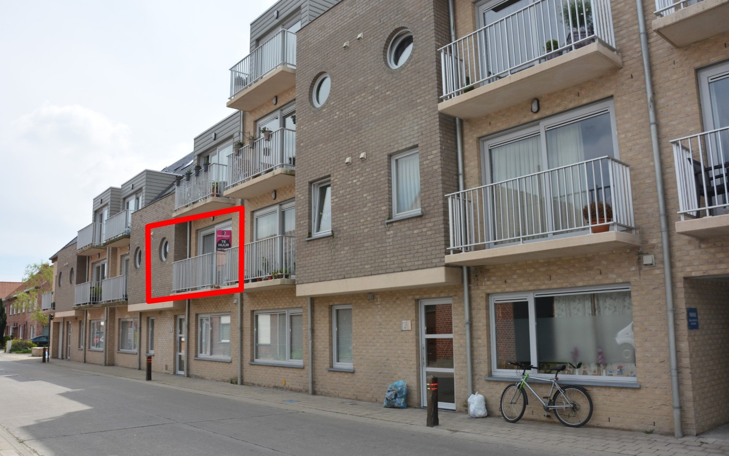 Lichtrijk nieuwbouwappartement in het hartje van Lichtervelde 