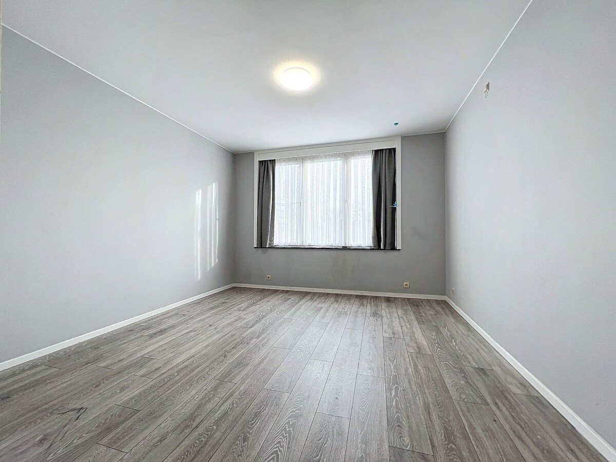 Energiezuinig, ruim tweekamerappartement (115m²) te centrum Deinze 