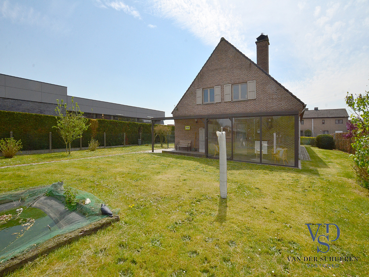 Ruime, statige villa te Gavere 