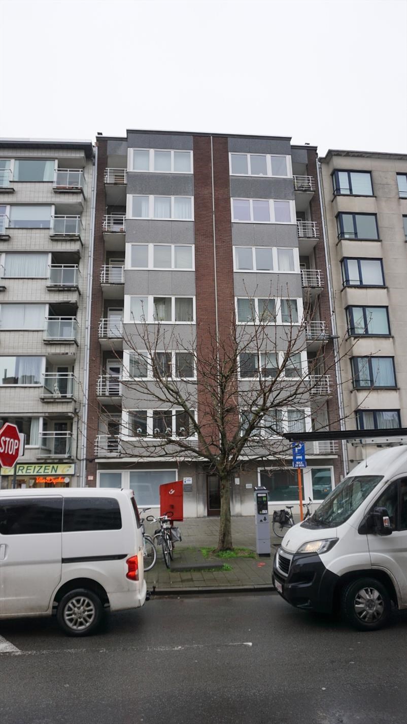 MODERN GEMEUBELD APPARTEMENT 1 SLPK. MET PRACHTIGE TERRASSEN 