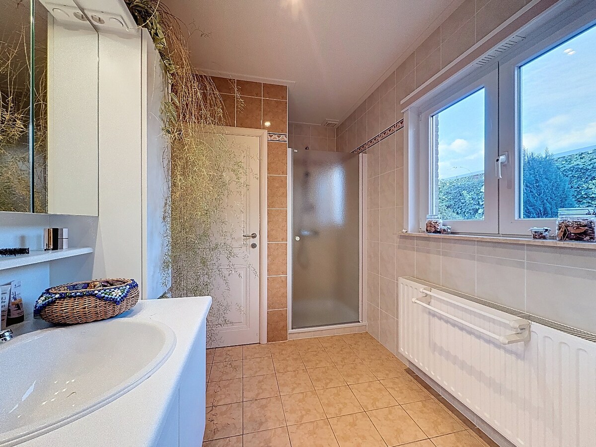 Prachtige laagbouwwoning op 10 are nabij centrum Zottegem 