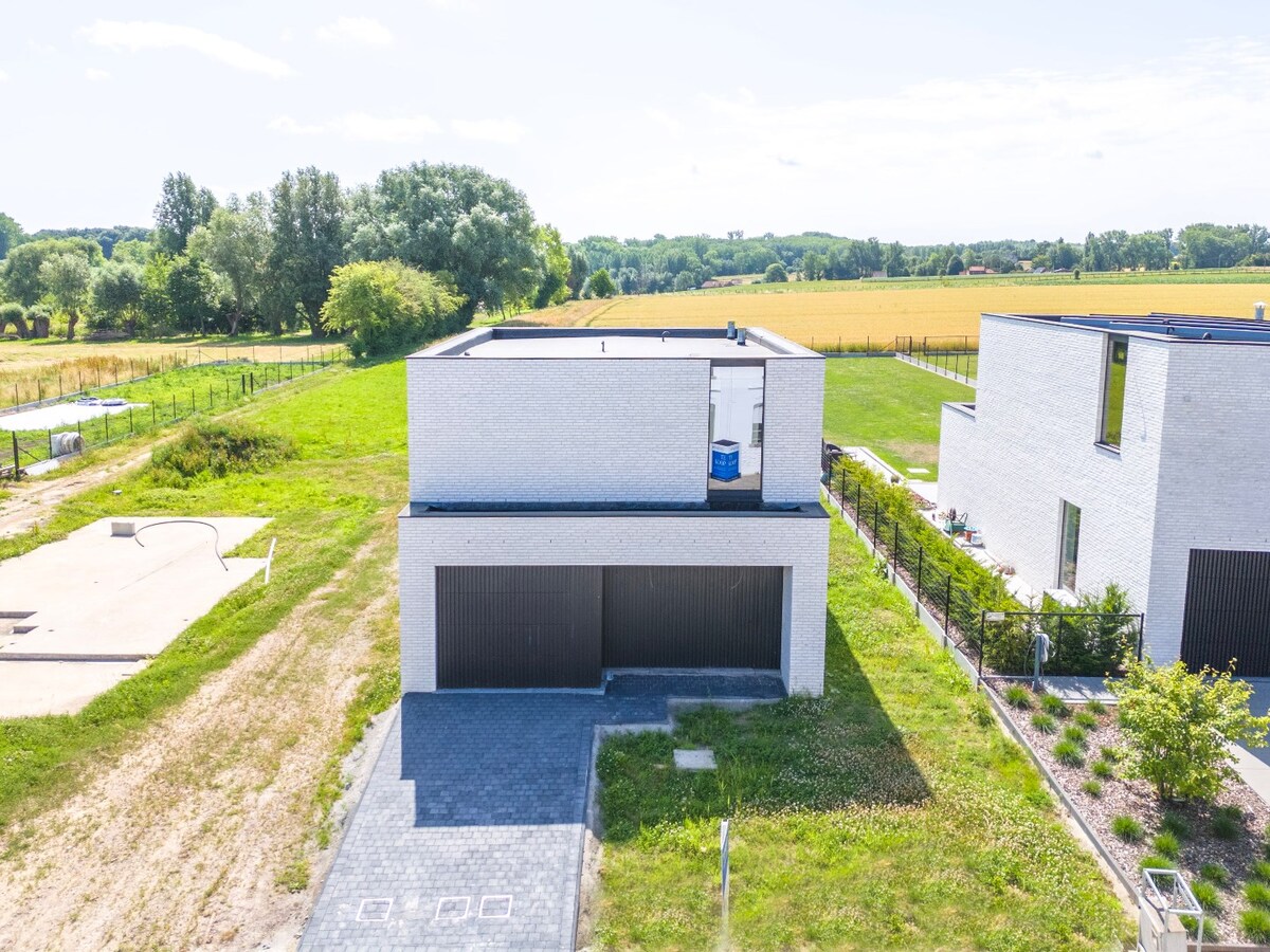 Luxueuze nieuwbouwvilla met landelijke ligging 