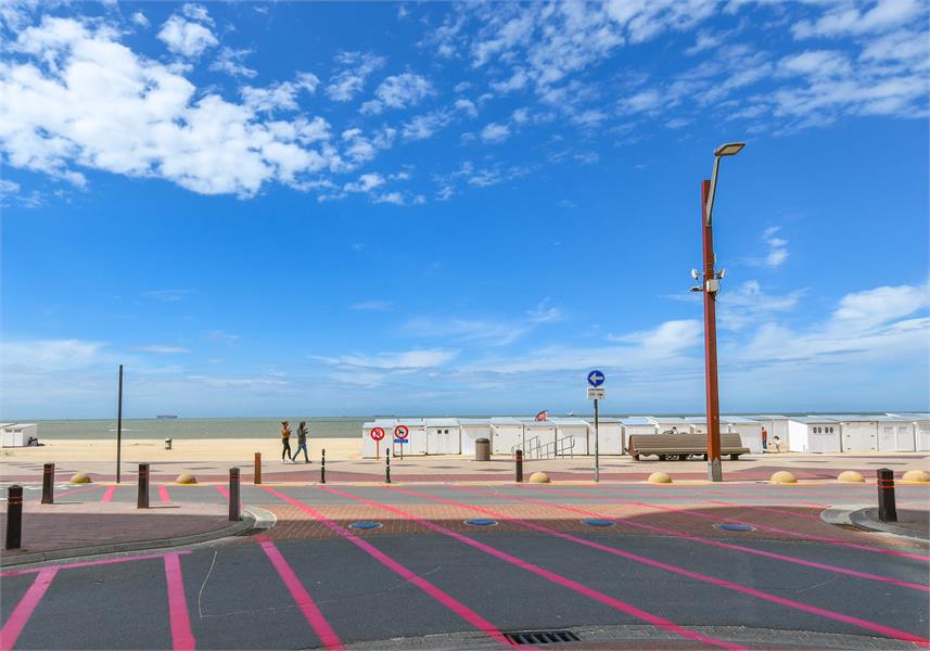 Totaal gerenoveerd appartement op topligging in Knokke 