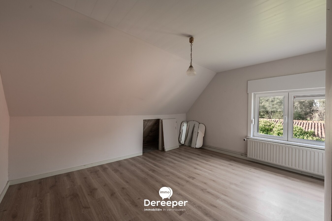Prachtige landelijke hoeve op ruim perceel van 7.479 m² te Ichtegem 