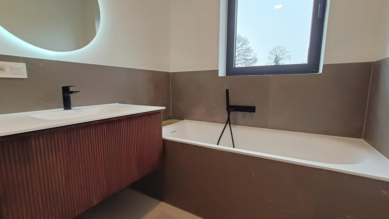 Nieuwbouwwoning met 4 slaapkamers te Bierbeek 