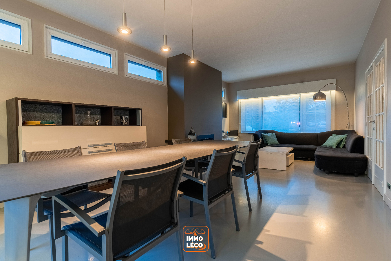 Superbe Villa idéalement située dans un clos résidentiel prisé « La Coquinie », avec garage 3 voitures et jardin, COUP DE CŒUR absolu ! 