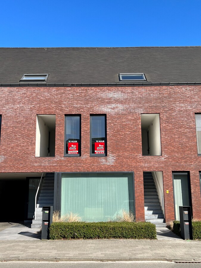 Verhuurd duplex - Geel