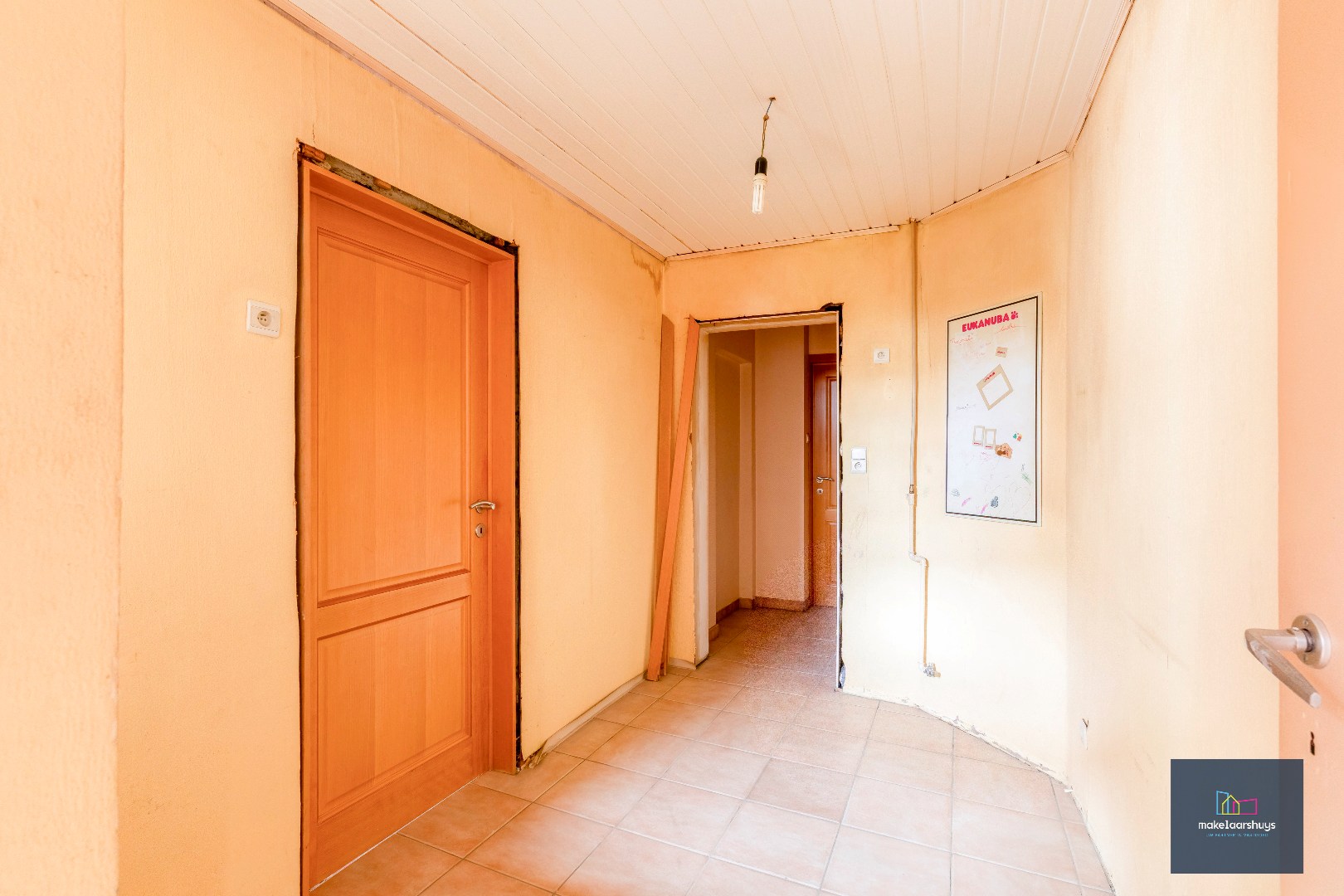 TOPLIGGING : te renoveren woning nabij Gent Sint-Pieters 