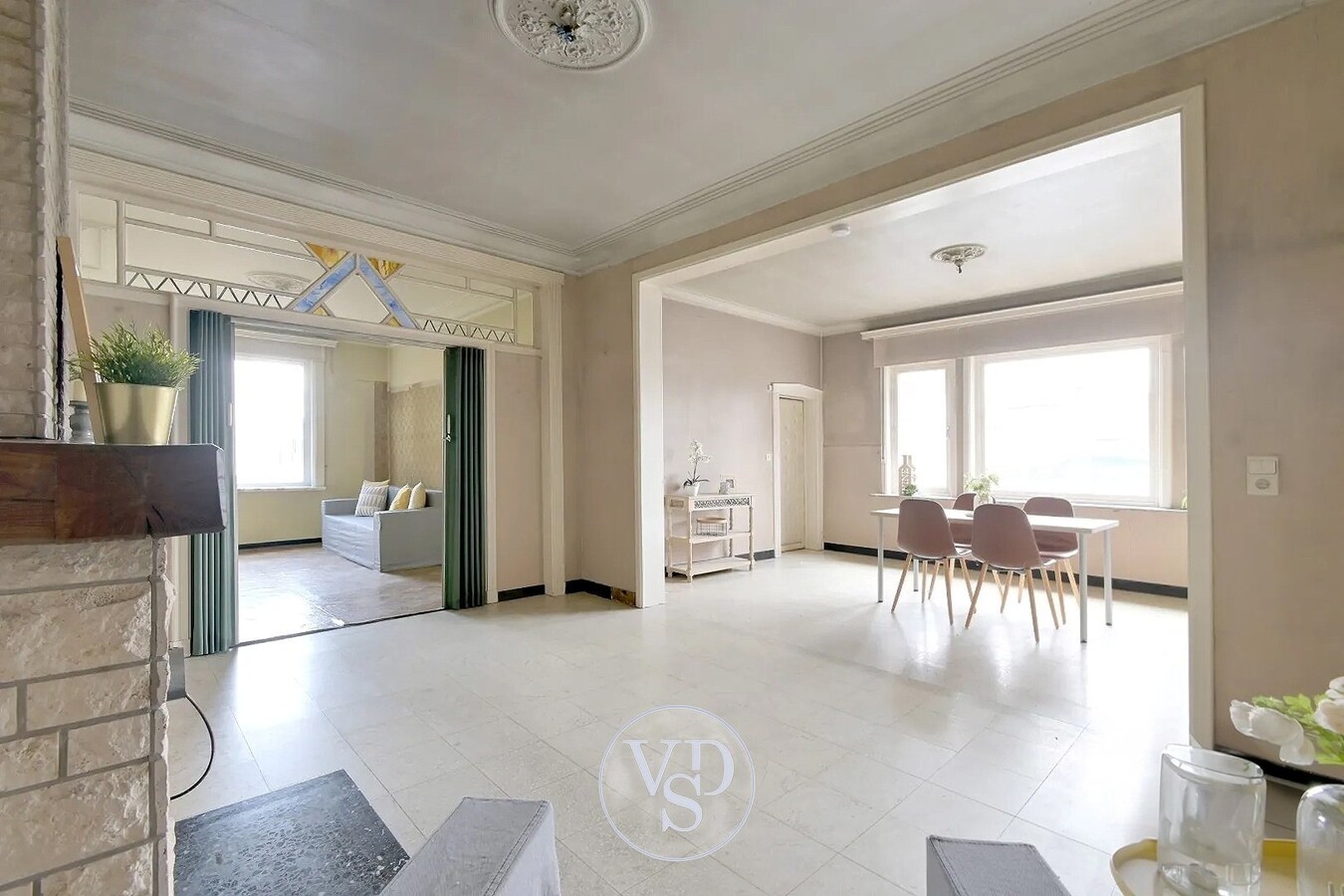 Ruim wonen in deze statige directeurswoning. 