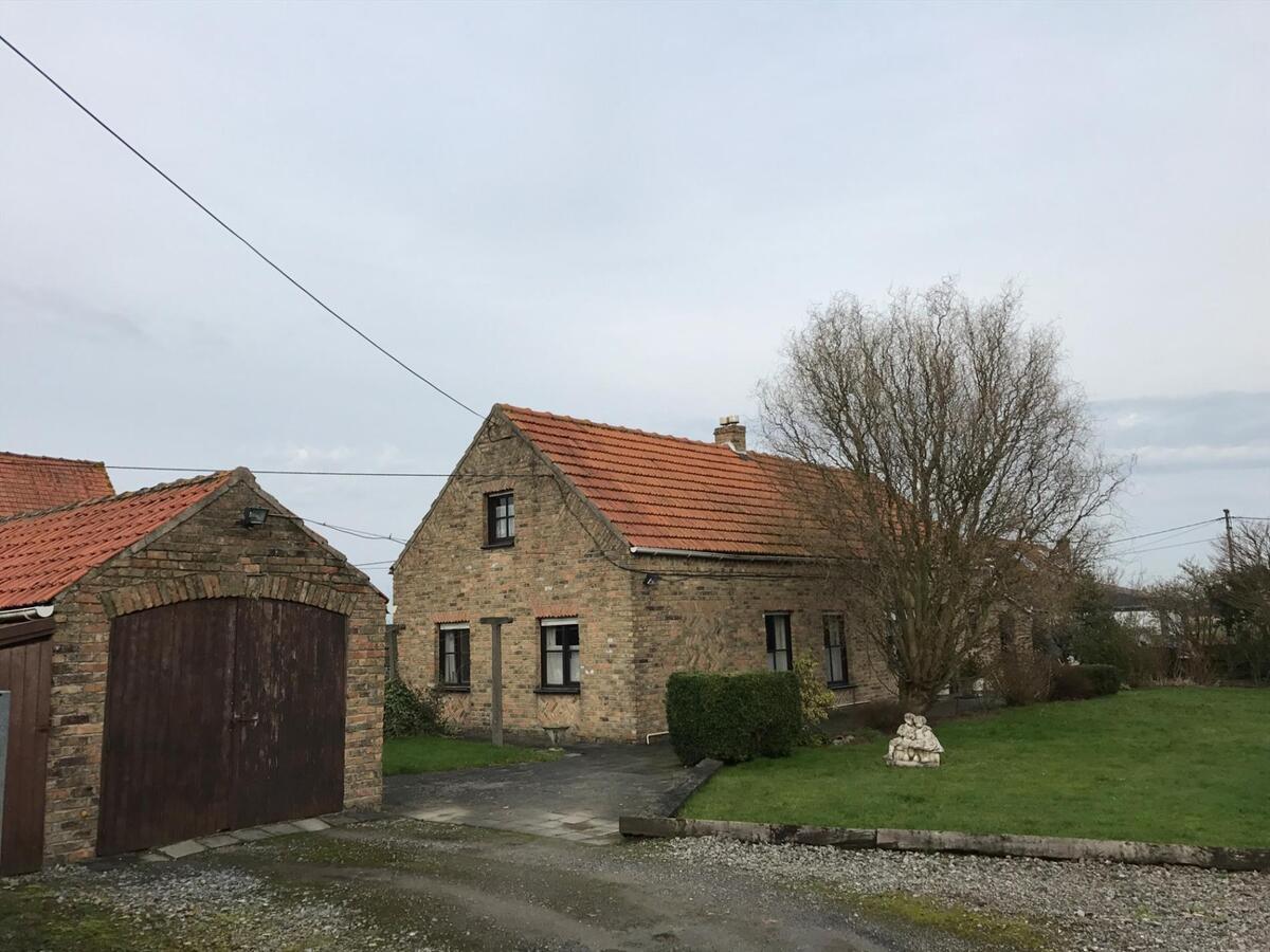 Rustig gelegen, alleenstaande woning op ruim perceel van 679 m² 